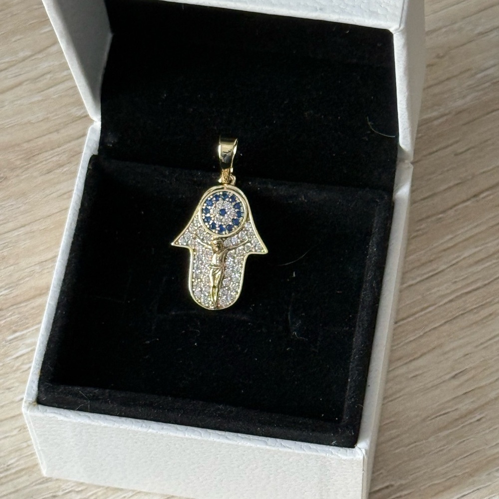 Gold Evil Eye and Hamsa Pendant Set - Picture 4 of 5